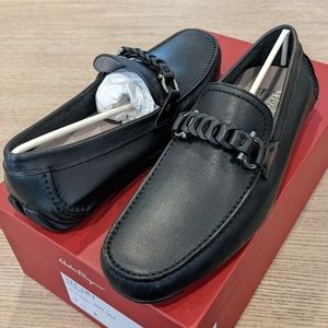 Men's Salvatore Ferragamo "Stuart" Gancio Leather Loafers Black